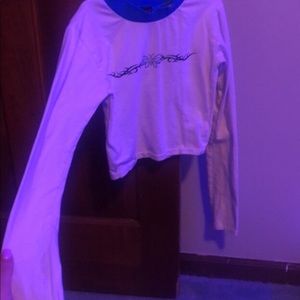 Love sleeve crop top